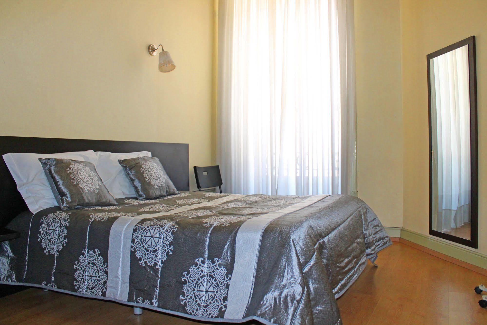 Lunar Guest House Porto Exteriér fotografie
