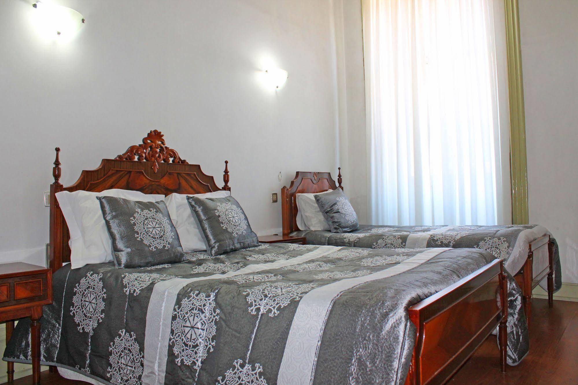 Lunar Guest House Porto Exteriér fotografie
