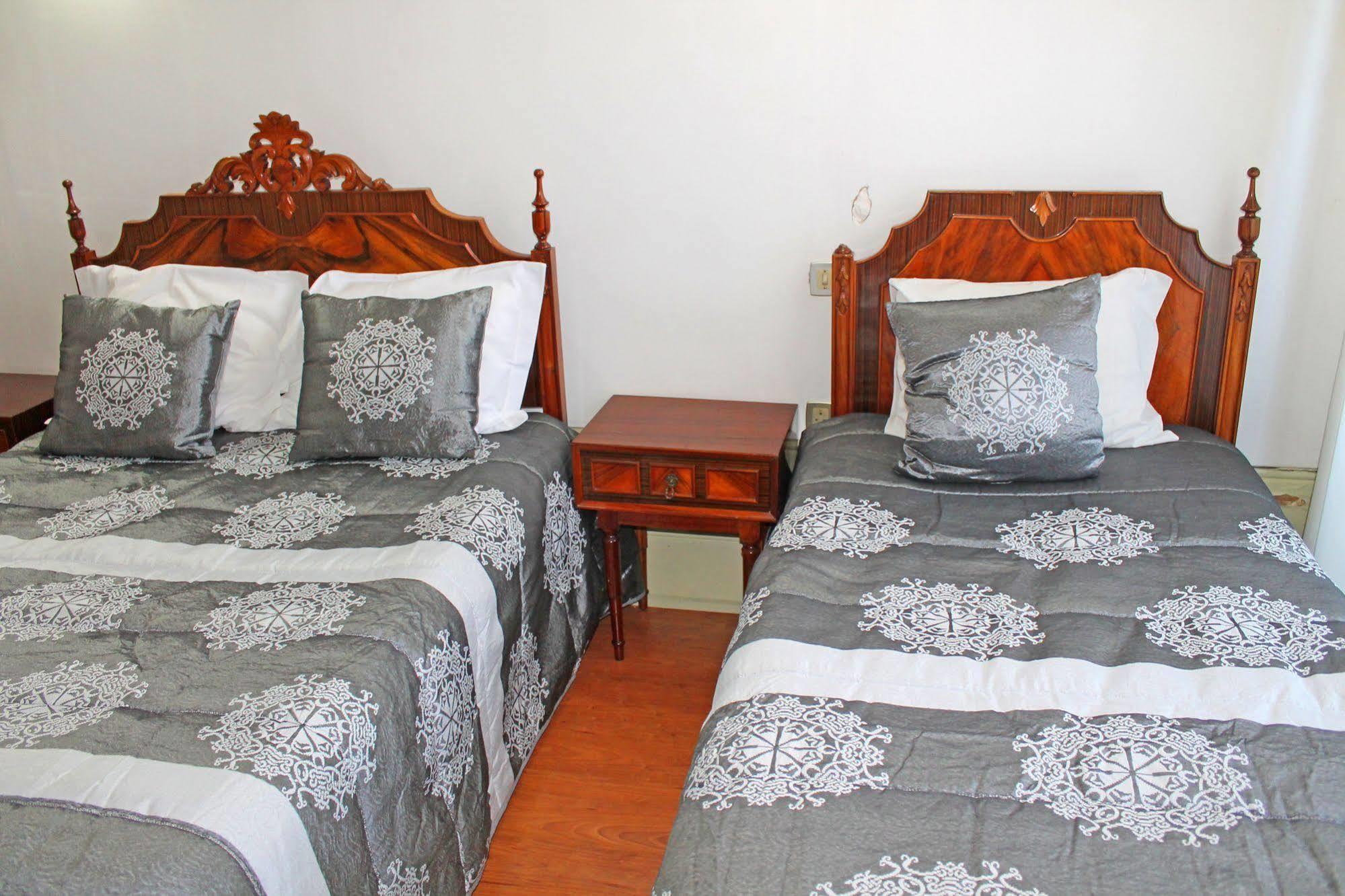 Lunar Guest House Porto Exteriér fotografie